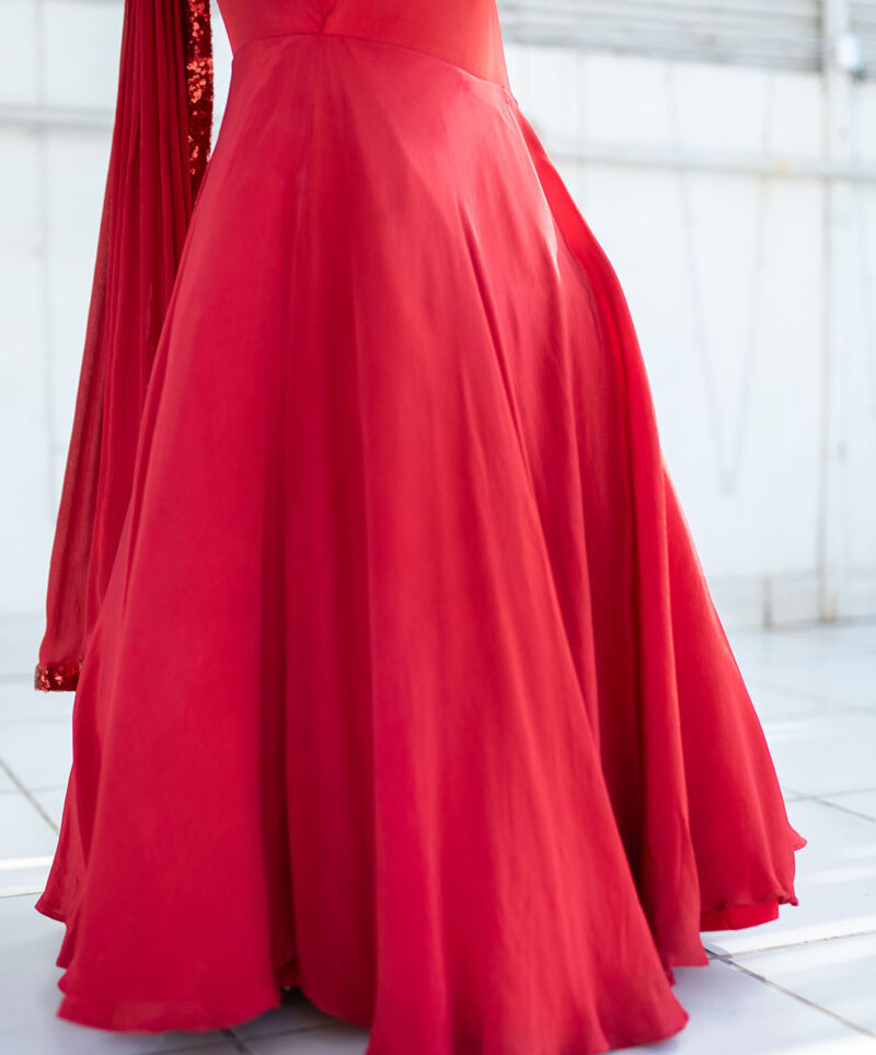 Red Bodycon Draped Saree - Image 6