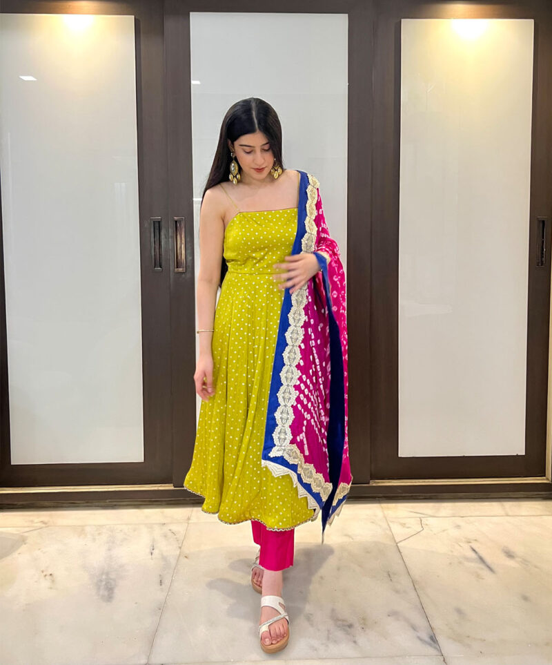 Lime and fuschia Anarkali set - Image 4